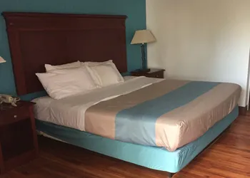 Motel 6 Nashville, TN - Airport hotel thumbnail 6