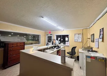 Economy Inn Sweetwater I-75 hotel thumbnail 7