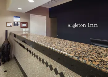 Best Western Angleton Inn hotel thumbnail 2