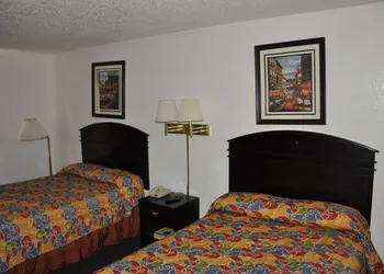 Heritage Inn hotel thumbnail 6
