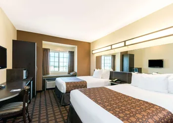 Microtel Inn and Suites Eagle Pass hotel thumbnail 4