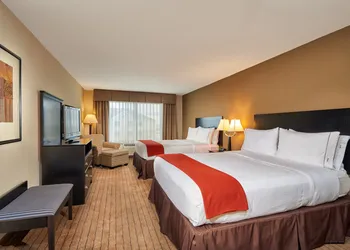 Holiday Inn Express & Suites El Paso Airport Area by IHG hotel thumbnail 4
