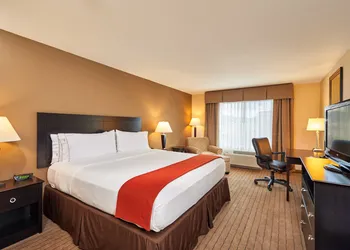 Holiday Inn Express & Suites El Paso Airport Area by IHG hotel thumbnail 6