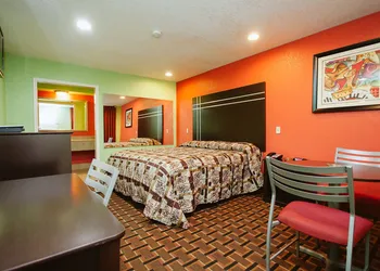 Regency Inn Channelview hotel thumbnail 4