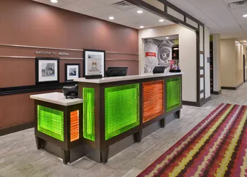 Hampton Inn & Suites Dallas Market Center hotel thumbnail 8