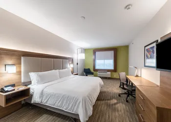 Holiday Inn Express & Suites Fort Worth - Fossil Creek by IHG hotel thumbnail 6