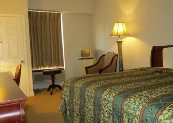 Great Value Inn hotel thumbnail 7