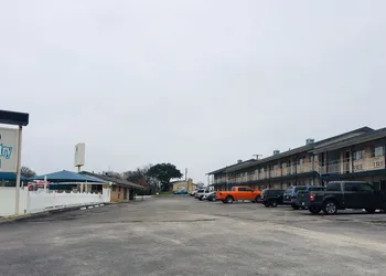 Country inn Lampasas hotel thumbnail 7