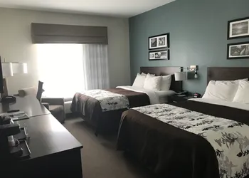 Wingate by Wyndham Longview North hotel thumbnail 4