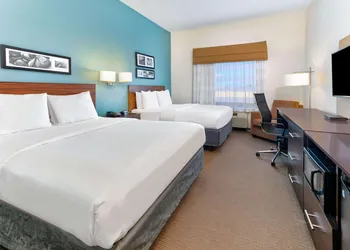 Wingate by Wyndham Longview North hotel thumbnail 5