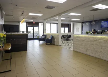 Airport Inn hotel thumbnail 5
