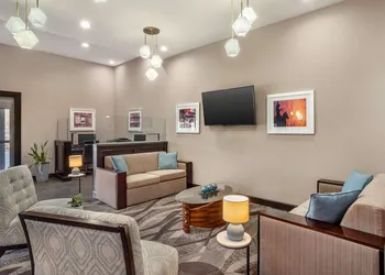 Best Western Plus Lake Jackson Inn & Suites hotel thumbnail 2