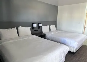 OYO Garden Inn and Suites Pearsall I-35 East hotel thumbnail 8
