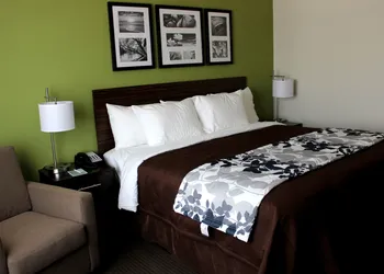 Sleep Inn & Suites Odessa near University hotel thumbnail 8