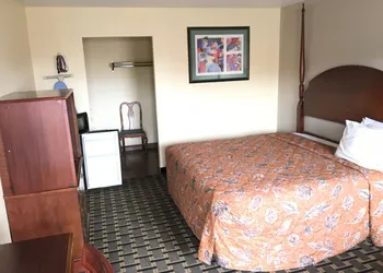 Inn At Mexia hotel thumbnail 6
