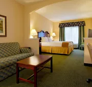 Holiday Inn Express Hotel & Suites San Antonio by IHG hotel detail image 3