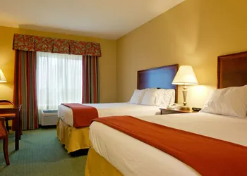 Holiday Inn Express Hotel & Suites San Antonio by IHG hotel thumbnail 8