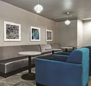 La Quinta Inn & Suites by Wyndham Victoria - South hotel detail image 3