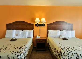 Adventure Inn & Motel hotel thumbnail 7