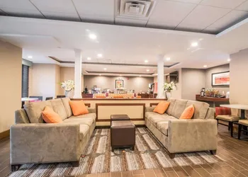 Comfort Inn & Suites Brattleboro I-91 hotel thumbnail 4