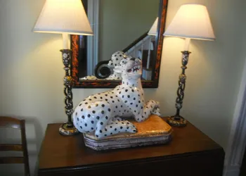 200 South Street Inn hotel thumbnail 2