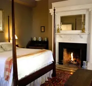 200 South Street Inn hotel detail image 4