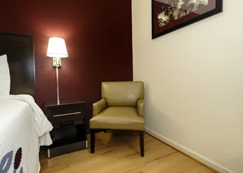 Red Roof Inn Hillsville hotel thumbnail 5