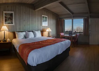 Skyland hotel thumbnail 6