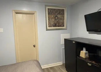 Budget Inn Danville hotel thumbnail 7