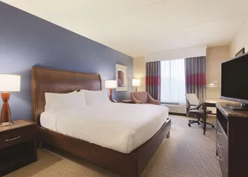 Hilton Garden Inn Falls Church hotel thumbnail 8