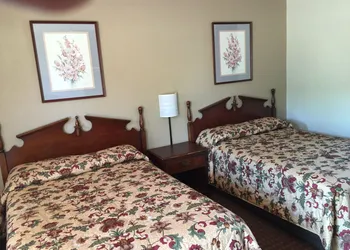 Gretna Motel hotel thumbnail 3
