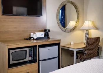 Americas Best Value Inn Lynnwood Seattle hotel thumbnail 7