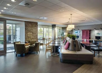 Home2 Suites by Hilton Bellingham Airport hotel thumbnail 2