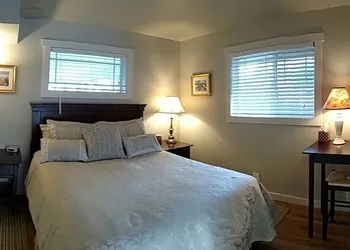 Friday Harbor Grand B&B hotel thumbnail 8