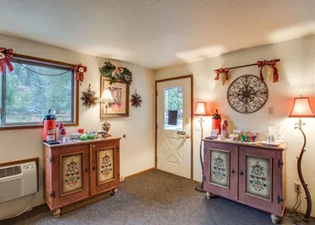 Alpine Rivers Inn hotel thumbnail 2