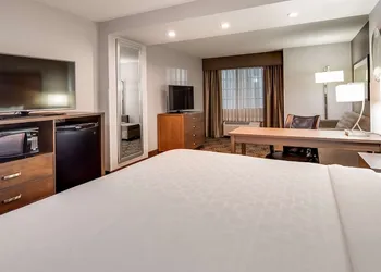 Best Western Plus Spokane North hotel thumbnail 4
