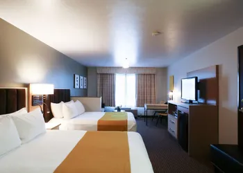 Oxford Suites Spokane Valley hotel thumbnail 5