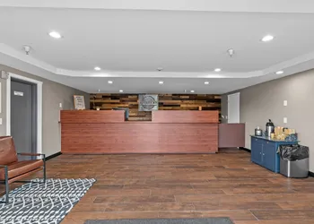 Basecamp Puyallup a Travelodge by Wyndham hotel thumbnail 5