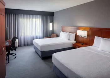 Courtyard by Marriott Charleston Downtown/Civic Center hotel thumbnail 5