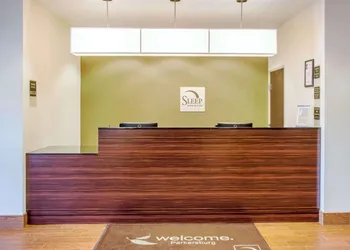 Sleep Inn & Suites Parkersburg - Mineral Wells hotel thumbnail 4