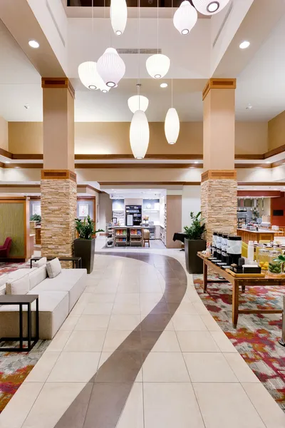 Hilton Garden Inn Milwaukee Airport hotel detail image 2