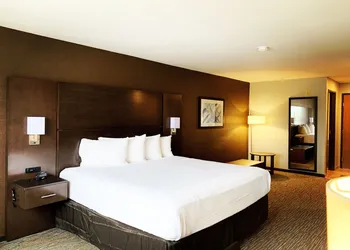 Wingate by Wyndham Wisconsin Dells Waterpark hotel thumbnail 6