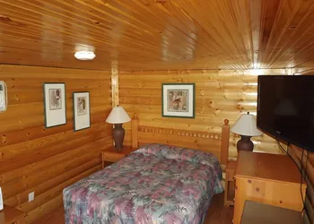 Z Bar Motel hotel thumbnail 8