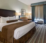 Best Western Plus Chain of Lakes Inn & Suites hotel detail image 5
