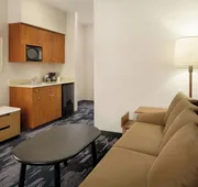 Fairfield Inn & Suites by Marriott Napa American Canyon hotel detail image 5
