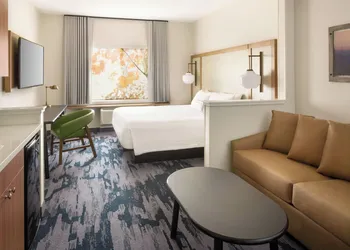 Fairfield Inn & Suites by Marriott Napa American Canyon hotel thumbnail 6
