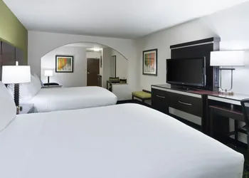 Holiday Inn Express & Suites Stroudsburg-Poconos by IHG hotel thumbnail 3