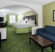 Holiday Inn Express & Suites Stroudsburg-Poconos by IHG hotel detail image 7
