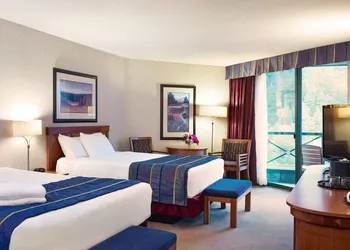 Harrison Hot Springs Resort and Spa hotel thumbnail 4