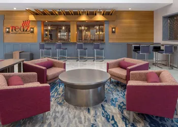 DoubleTree Suites by Hilton Hotel Mt. Laurel hotel thumbnail 4